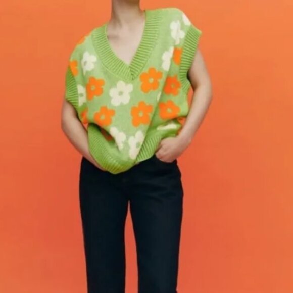 Zara lime green with cream and orange flowers jacquard knit vest, NWOT, size M - Picture 2 of 10